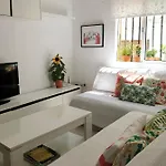 Apto. Planta Baja Y Cochera Barrio San Basilio
