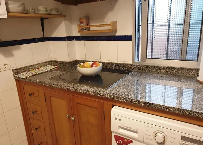 Apto. Planta Baja Y Cochera Barrio San Basilio *