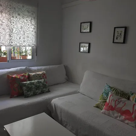 Apto. Planta Baja Y Cochera Barrio San Basilio Appartamento