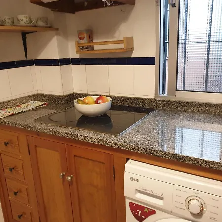 Apto. Planta Baja Y Cochera Barrio San Basilio *