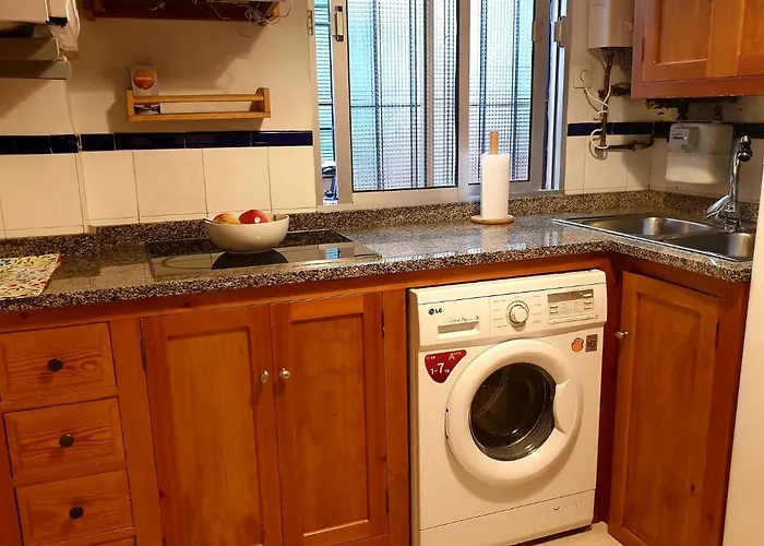 Apto. Planta Baja Y Cochera Barrio San Basilio Appartamento