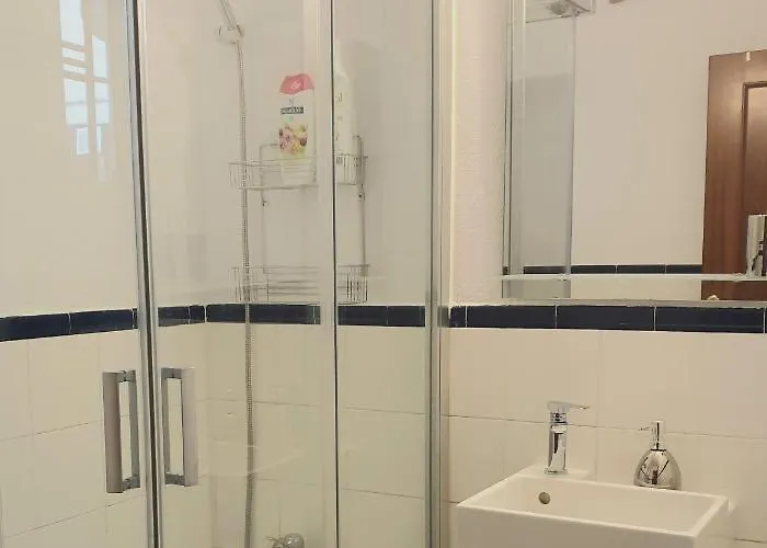 Apto. Planta Baja Y Cochera Barrio San Basilio