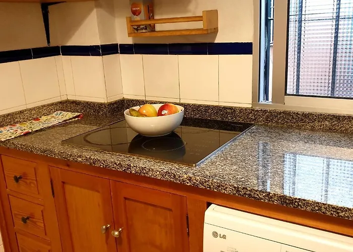 Apto. Planta Baja Y Cochera Barrio San Basilio Appartamento